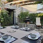 Apartman Quiet And Bright With Large Terrace *