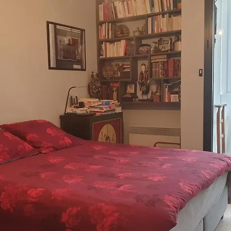 Apartman Quiet And Bright With Large Terrace