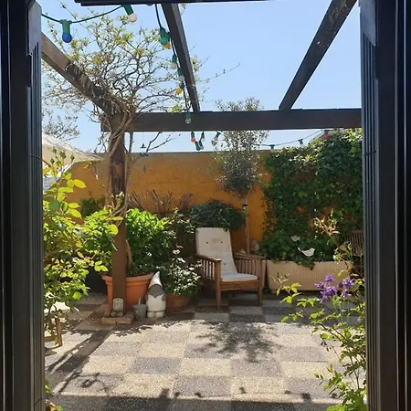 Quiet And Bright With Large Terrace Apartman *